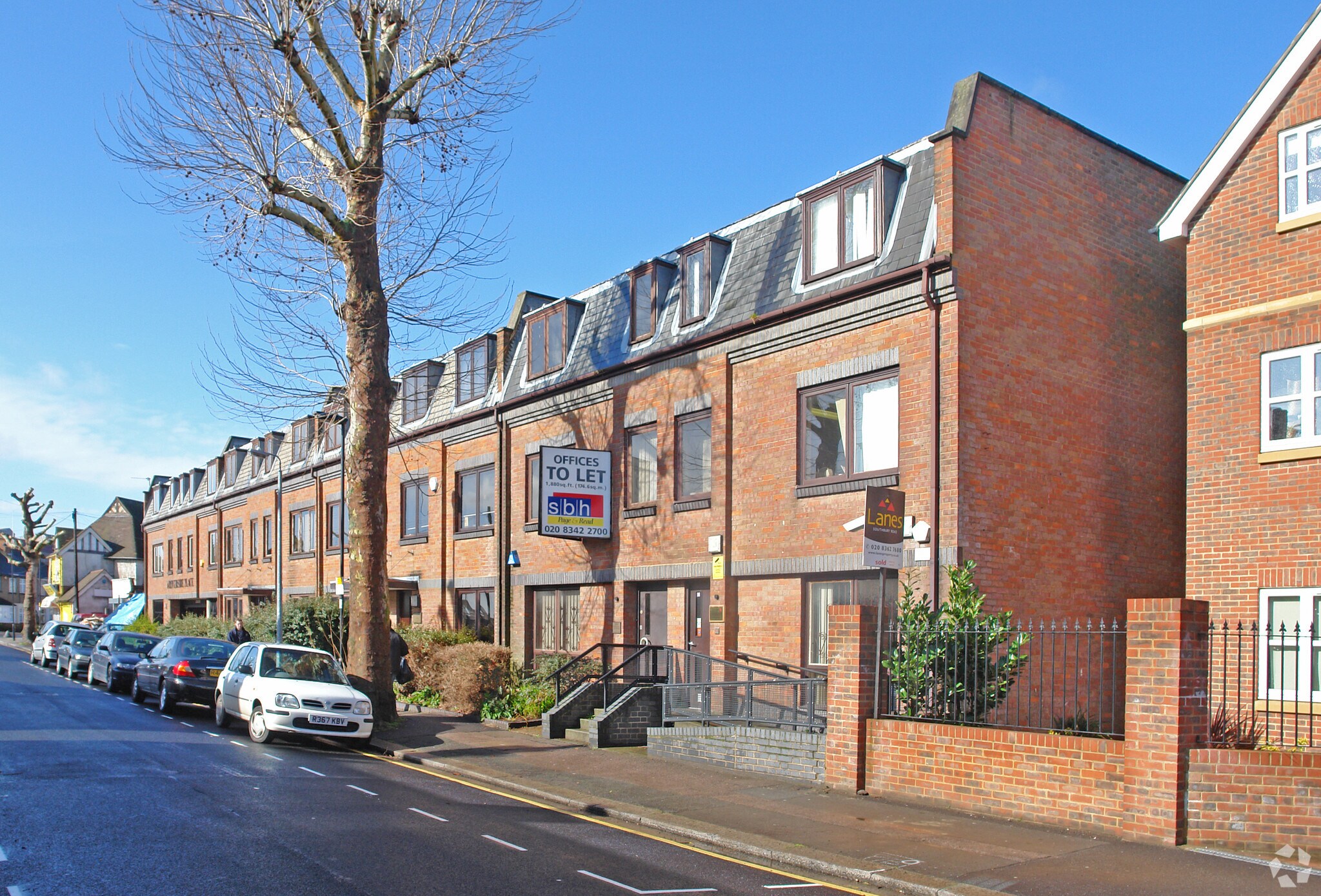 8-16 Ladysmith Rd, Enfield for sale Primary Photo- Image 1 of 1