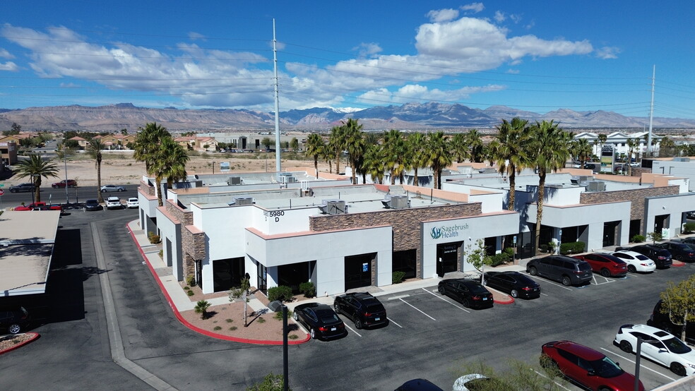 5980 S Rainbow Blvd, Las Vegas, NV for rent - Building Photo - Image 3 of 8