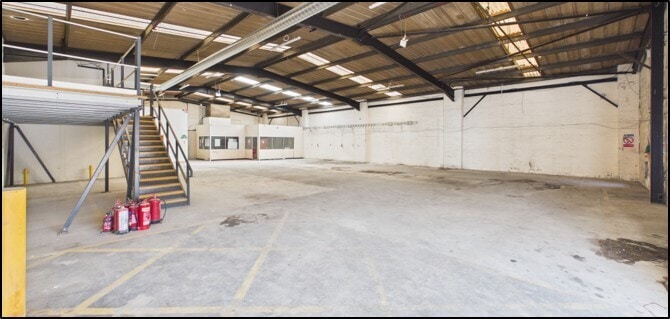 6-12 Lithgow Pl, East Kilbride for sale - Building Photo - Image 3 of 4