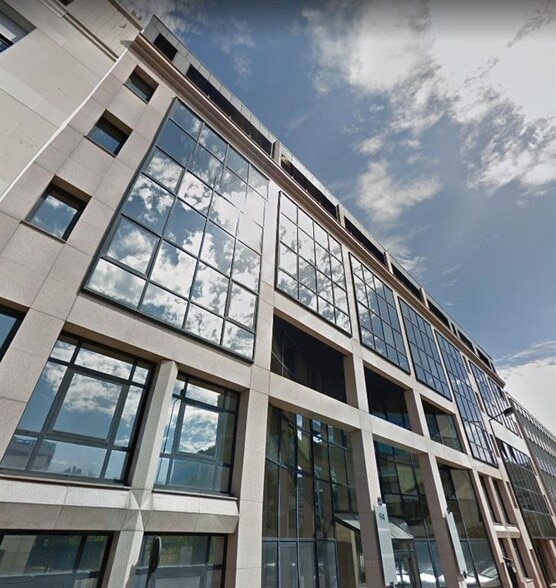 Office in Levallois-Perret to rent - Building Photo - Image 1 of 5