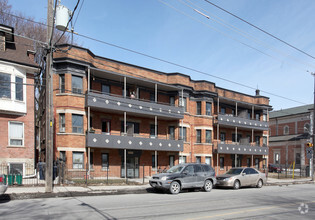 1384-1386 King St W, Toronto, ON for sale Primary Photo- Image 1 of 3