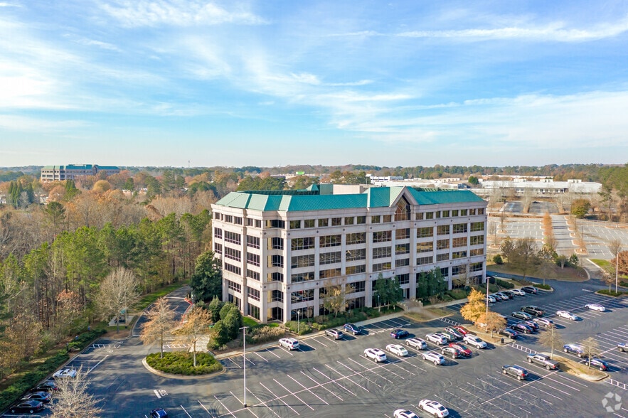 500 Colonial Center Pky, Roswell, GA to rent - Building Photo - Image 1 of 11