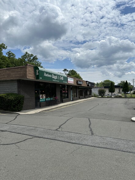 589 Route 303, Blauvelt, NY for rent - Building Photo - Image 1 of 5