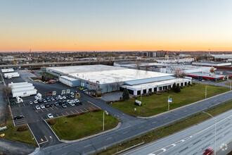 3000 Aut Transcanadienne, Pointe-claire, QC - AERIAL  map view