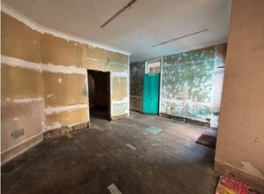 20 Bridge St, Leighton Buzzard to rent Interior Photo- Image 2 of 8