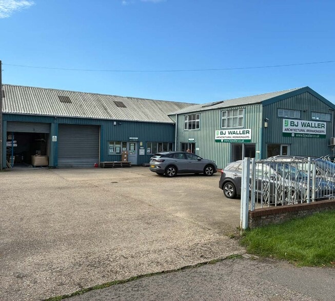 20 Wilburton Rd, Stretham for sale - Building Photo - Image 3 of 9