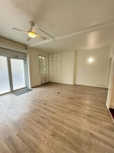 Office / Retail in Paris to rent Interior Photo- Image 2 of 4