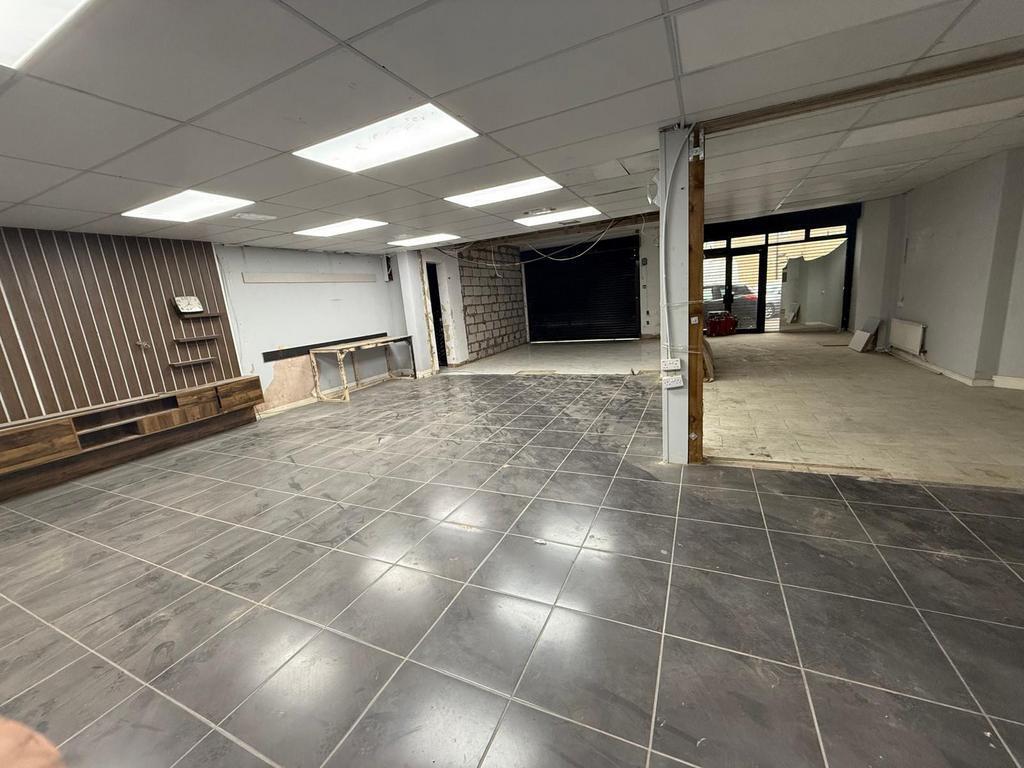 Braintree Rd, Ruislip to rent Building Photo- Image 1 of 8