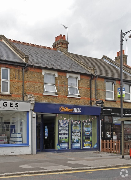 74 Chase Side, Enfield for sale - Primary Photo - Image 1 of 1