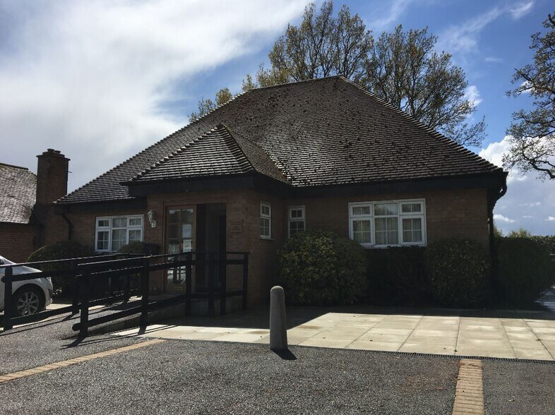 London Rd, Macclesfield, SK11 0LD UK