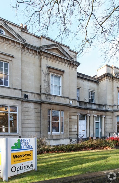 32 Whiteladies Rd, Bristol to rent - Building Photo - Image 2 of 2