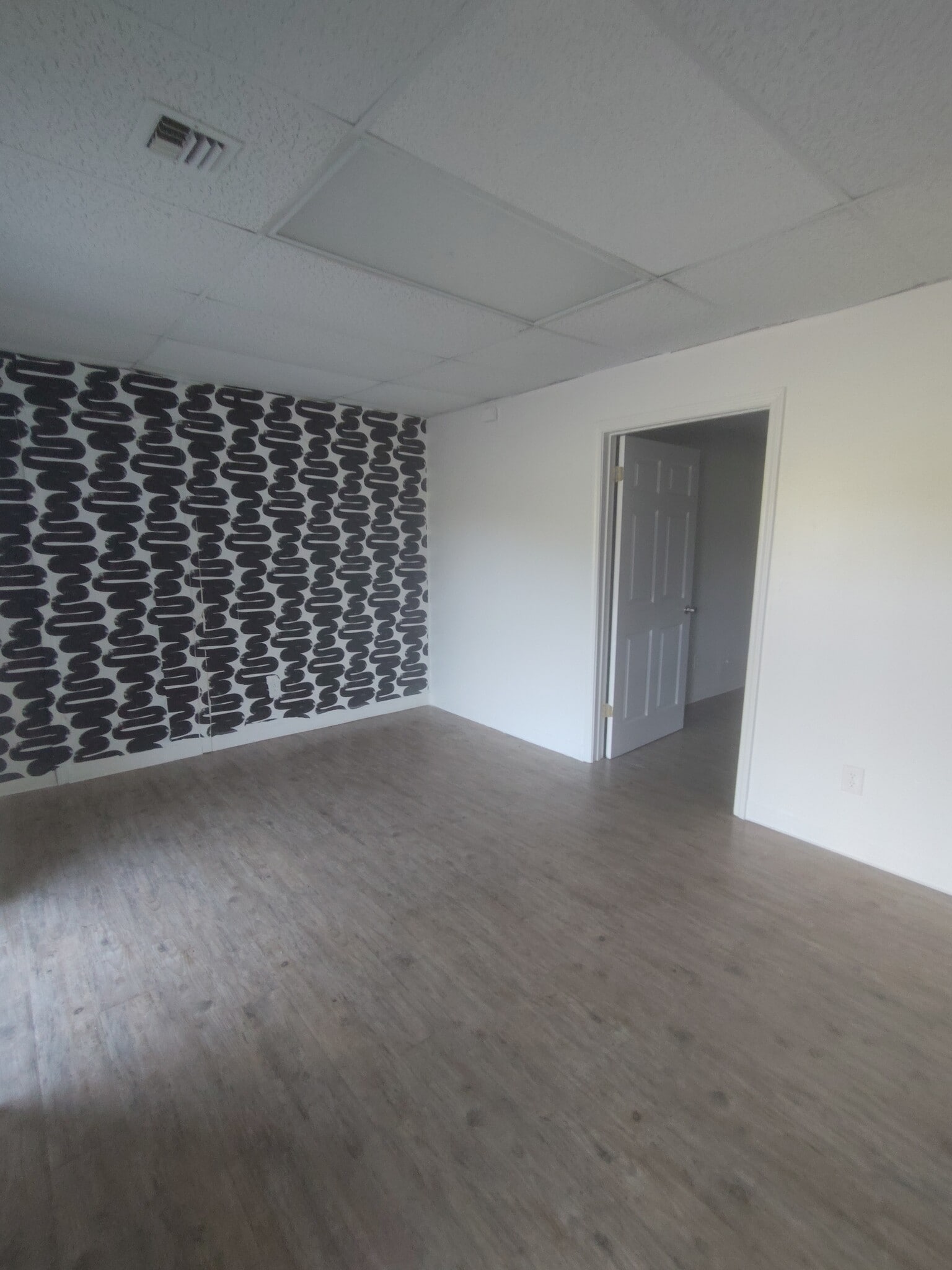 2523 Roosevelt Hwy, College Park, GA to rent Building Photo- Image 1 of 13