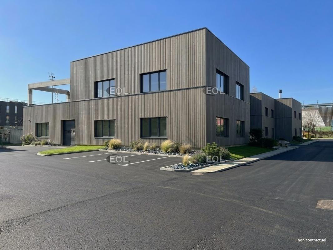 Light Industrial in Gennevilliers to rent Building Photo- Image 1 of 9