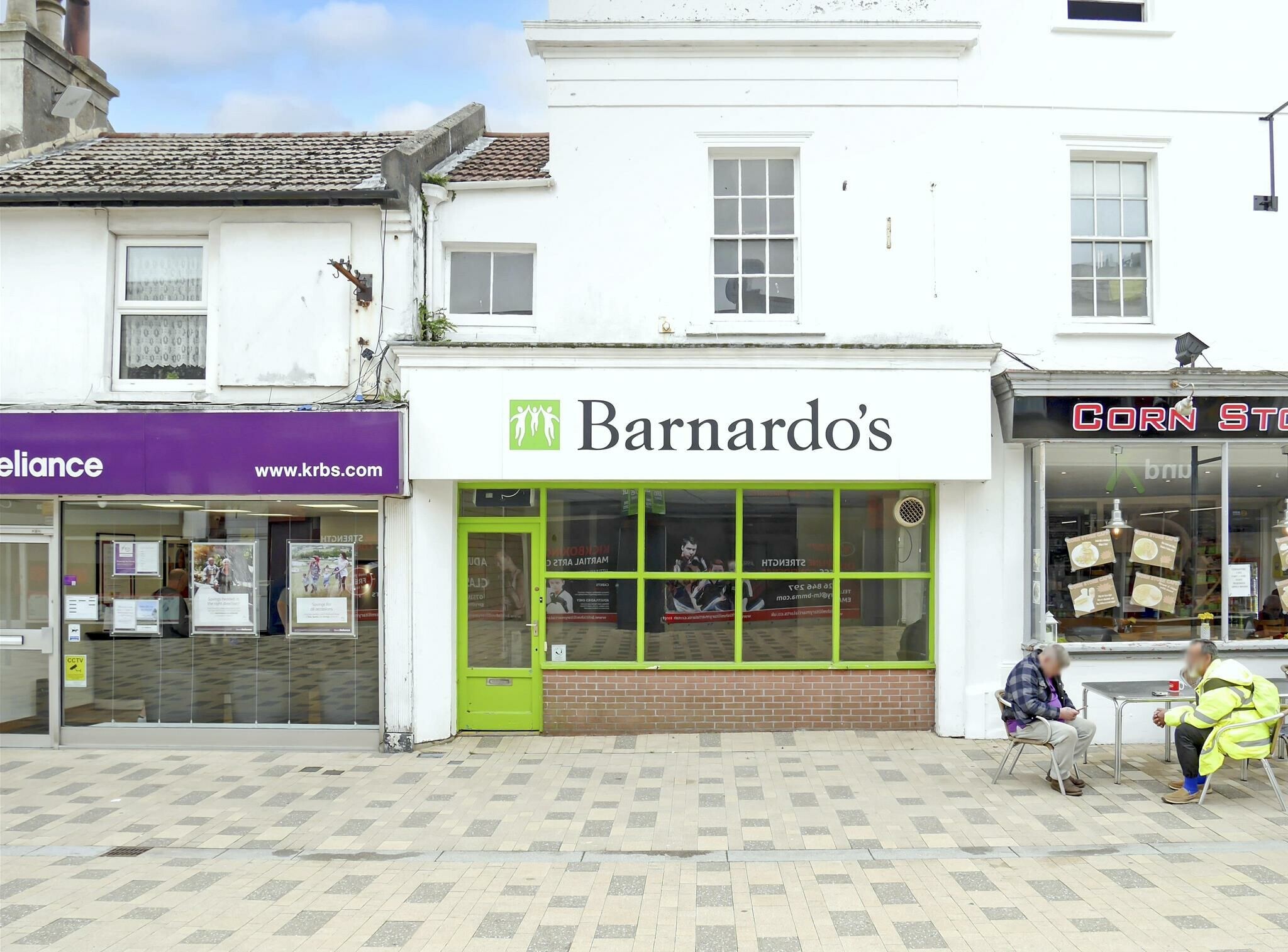 74 High St, Littlehampton to rent Building Photo- Image 1 of 4