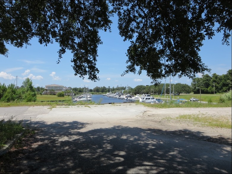 Highway 17, North Myrtle Beach, SC for sale - Primary Photo - Image 1 of 1