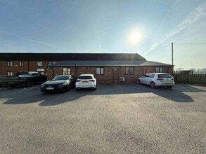 Unit 1-9 Alsager Rd, Sandbach to rent Building Photo- Image 1 of 8