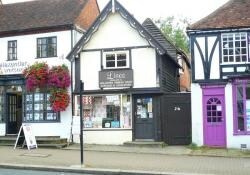 26 High St, Pinner for sale Primary Photo- Image 1 of 1