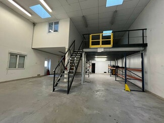 More details for Light Industrial to Rent