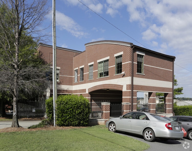 1216-1220 S Graham St, Charlotte, NC for sale - Primary Photo - Image 1 of 10