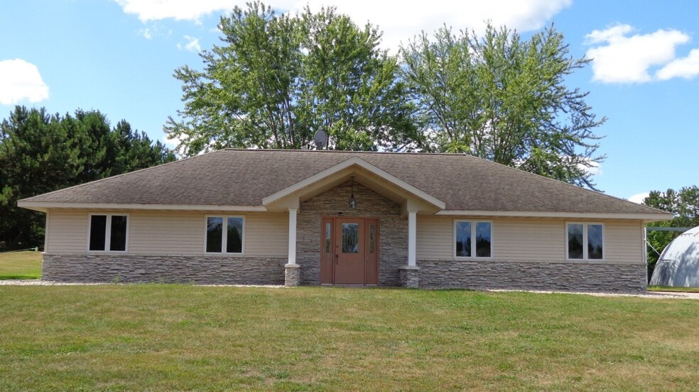 1117 County Road Db, Mosinee, WI for rent - Primary Photo - Image 1 of 24