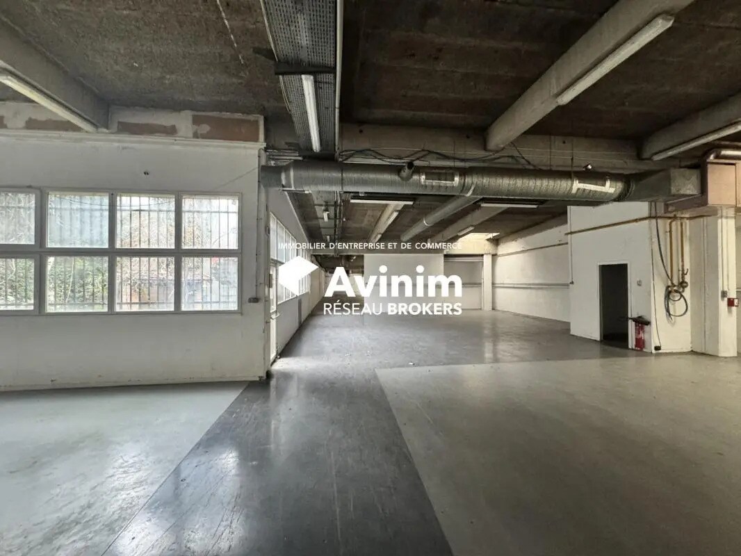 Industrial in Aubervilliers to rent Interior Photo- Image 1 of 7