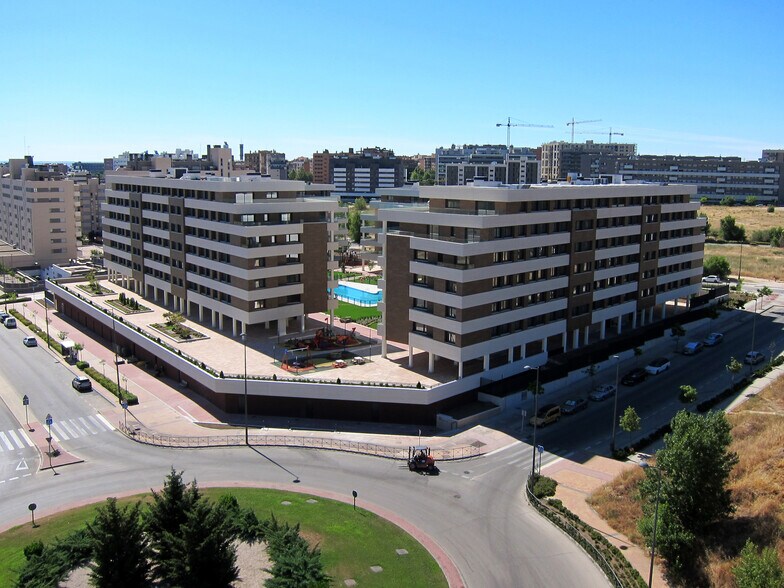 Retail in Tres Cantos, Madrid to rent - Floor Plan - Image 1 of 1