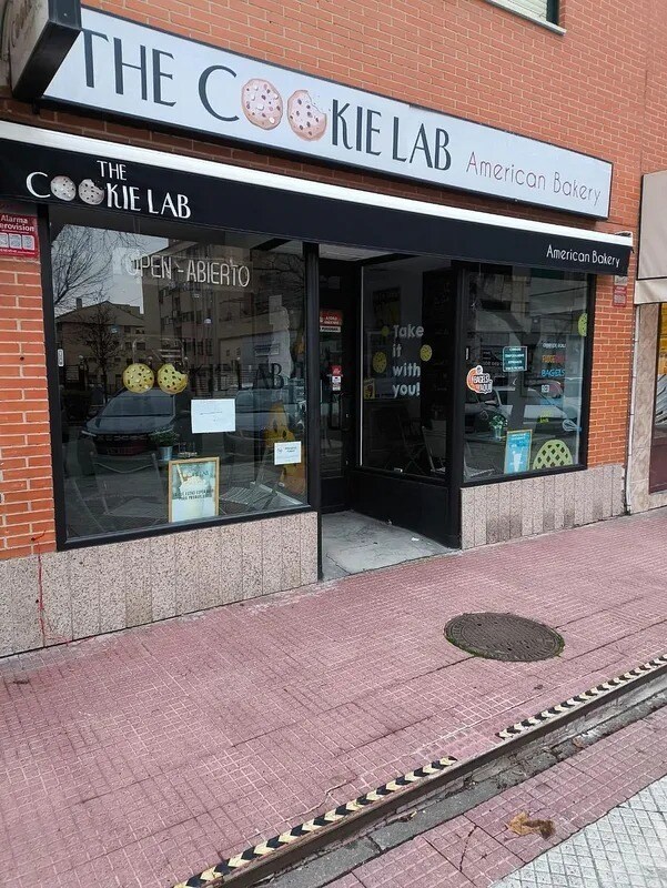 Retail in Alcobendas, Madrid to rent Building Photo- Image 1 of 4