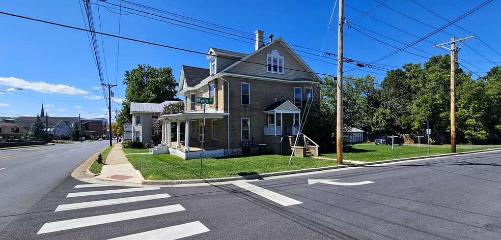 398 E Market St, Harrisonburg, VA for sale - Building Photo - Image 2 of 26