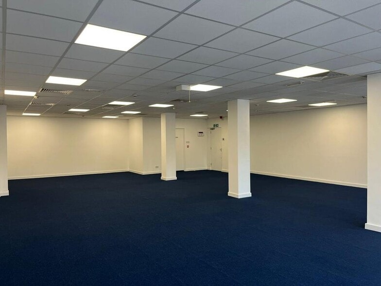 2-16 Church Rd, Stanmore to rent - Building Photo - Image 3 of 4