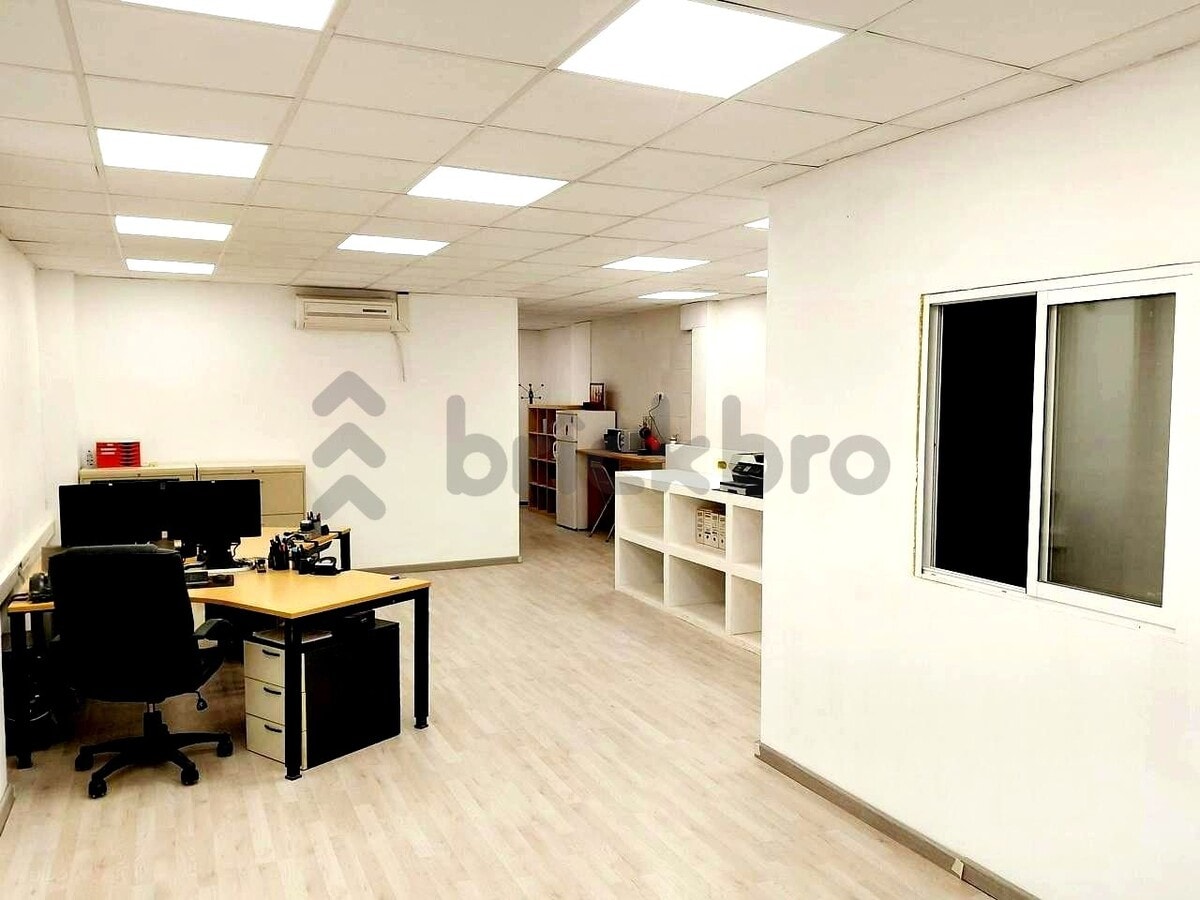 Esplugues de Llobregat, BAR 08950 - Unit - -  - Interior Photo - Image 2 of 30
