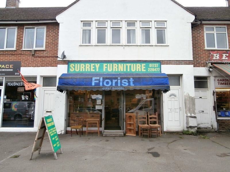 18 Dovers Green Rd, Reigate for sale Primary Photo- Image 1 of 1