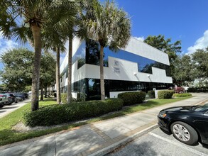 7800 Peters Rd, Plantation, FL for rent Building Photo- Image 1 of 11