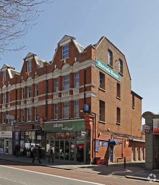 57-57A The Mall, London for sale - Primary Photo - Image 1 of 1