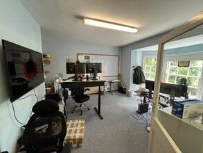 179 Great North Rd, Eaton Socon to rent Interior Photo- Image 2 of 4