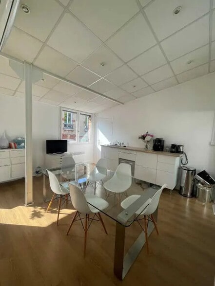 23 Rue Édouard Nieuport, Suresnes to rent - Interior Photo - Image 3 of 9