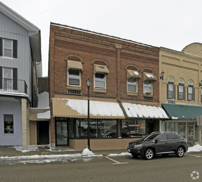 33 S Wisconsin St, Elkhorn, WI for sale - Primary Photo - Image 1 of 1