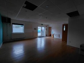 Bolding Way, Haywards Heath to rent Interior Photo- Image 2 of 2