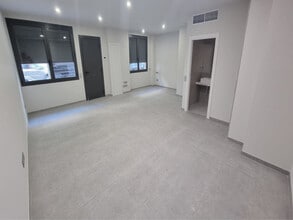 Office / Retail in Granollers, Barcelona to rent Interior Photo- Image 1 of 4