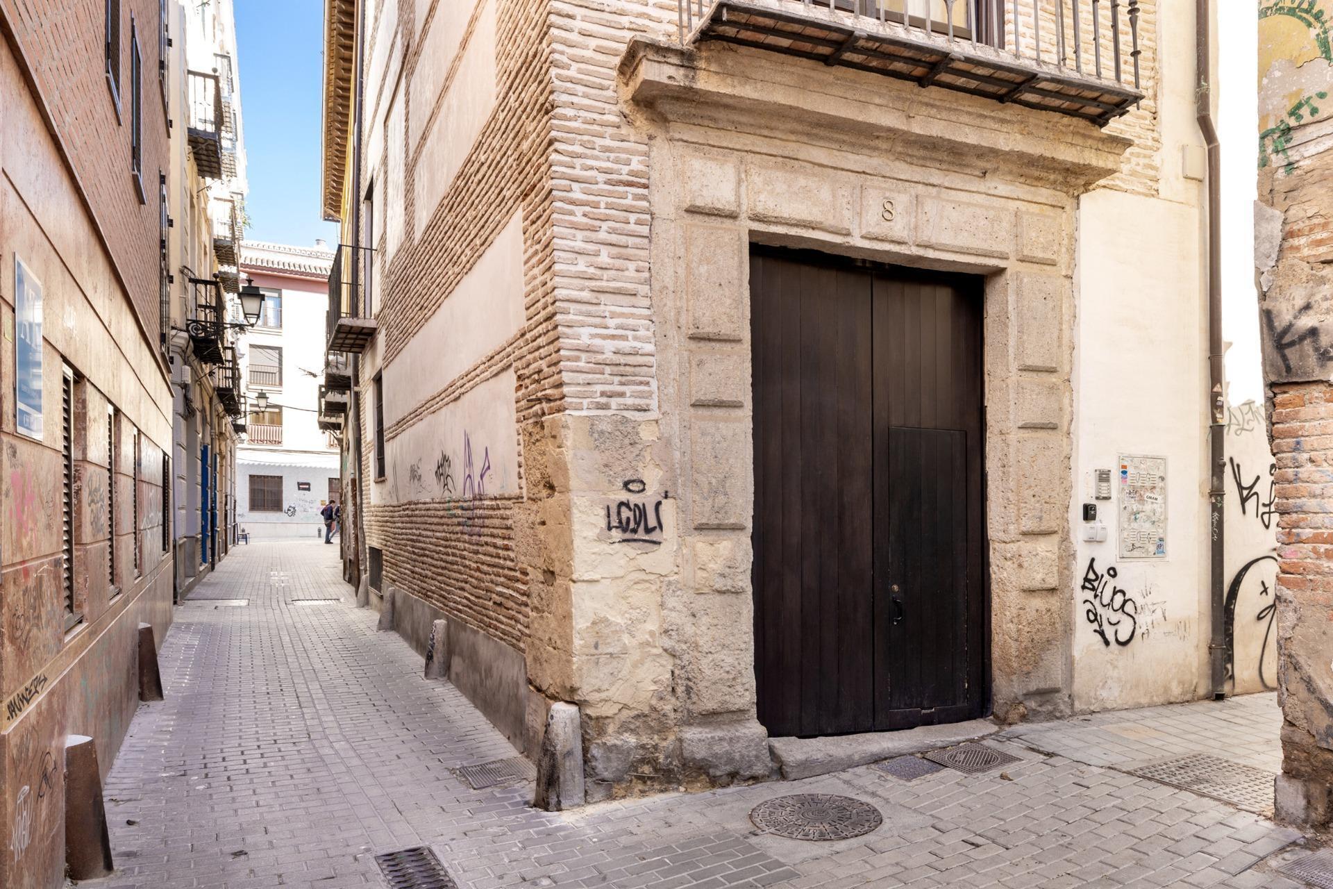 Office in Granada, Granada for sale Building Photo- Image 1 of 18