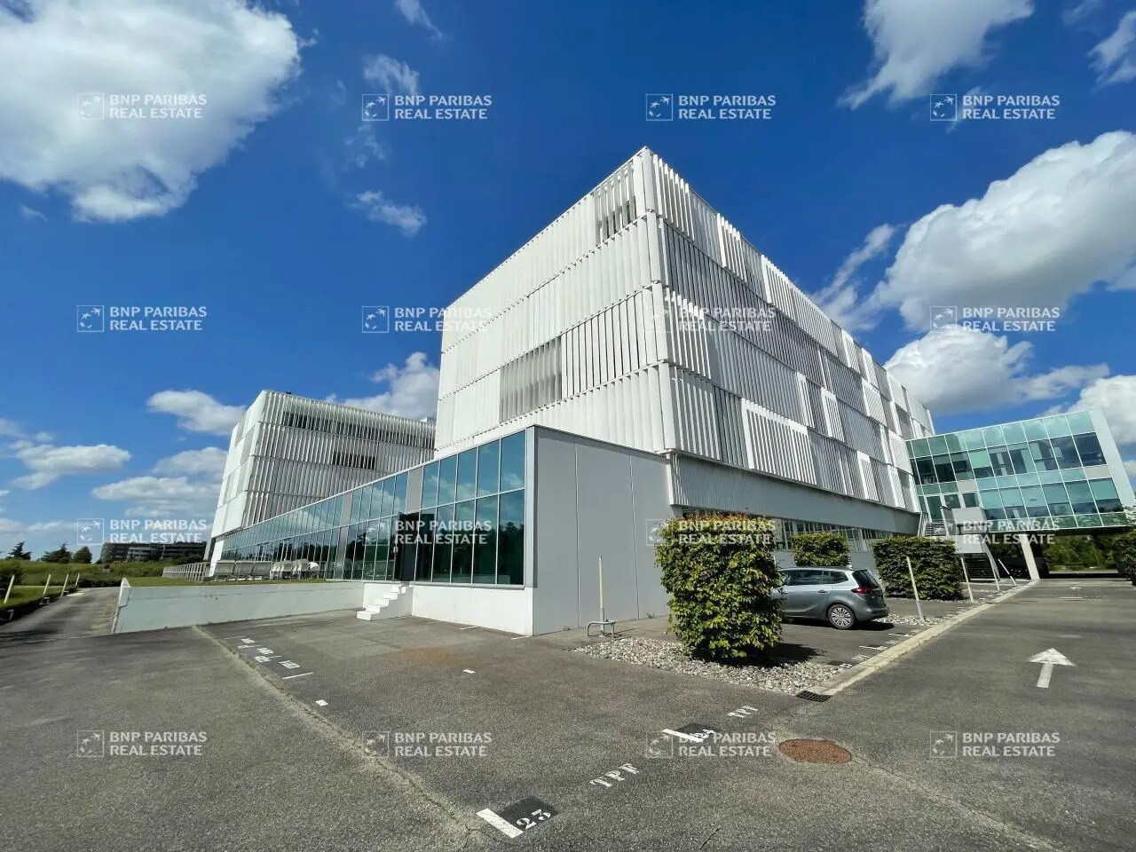 3 Boulevard Henri Ziegler, Blagnac to rent Building Photo- Image 1 of 31