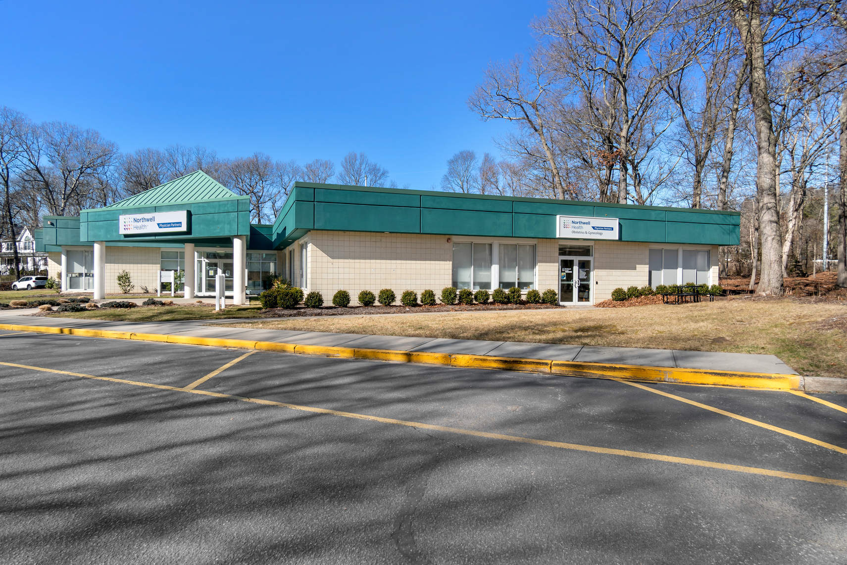 271 Route 25A, Wading River, NY to rent Building Photo- Image 1 of 26
