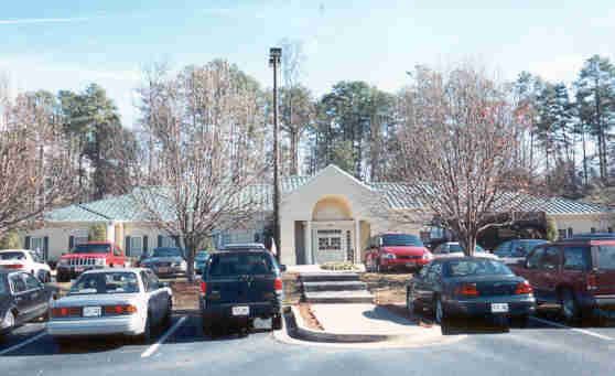 540 Charter Blvd, Macon-Bibb, GA for rent - Building Photo - Image 2 of 2