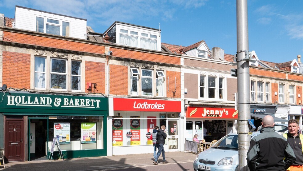 5 Station Rd, Clevedon, BS21 6NH UK