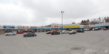 164-190 Holland St W, Bradford, ON for rent Primary Photo- Image 1 of 9