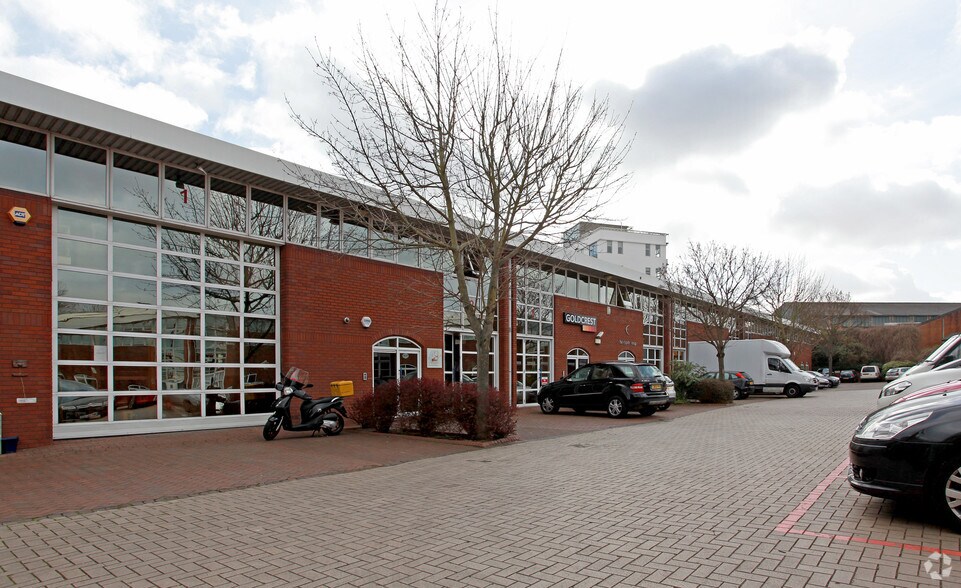 Sulivan Rd, London to rent - Building Photo - Image 2 of 5