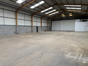 Rivermead Rd, London to rent Interior Photo- Image 2 of 3