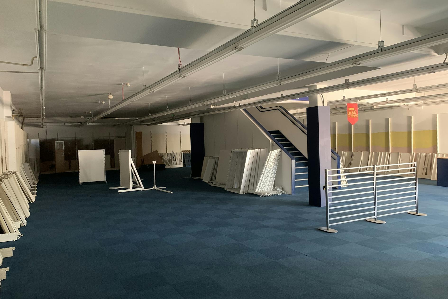 1-27 Market Pl, Mildenhall to rent Interior Photo- Image 1 of 2