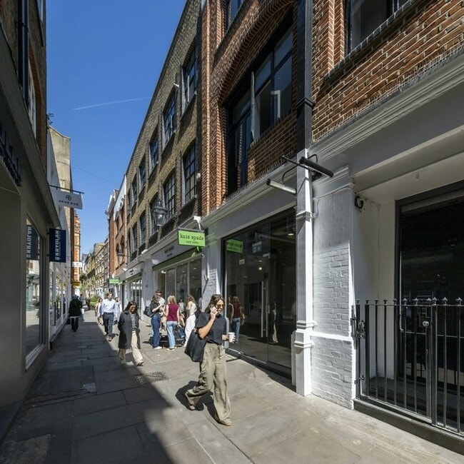 More details for 1-4 Langley Ct, London - Retail to Rent