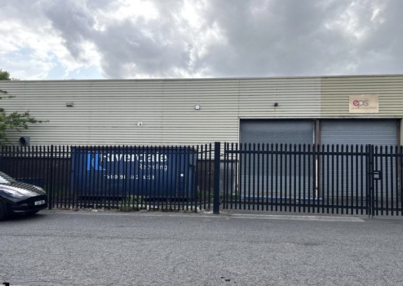 Hertburn Industrial Estate, Washington to rent - Primary Photo - Image 1 of 2
