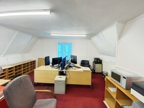 Eastcourt Ave, Reading to rent Interior Photo- Image 2 of 6